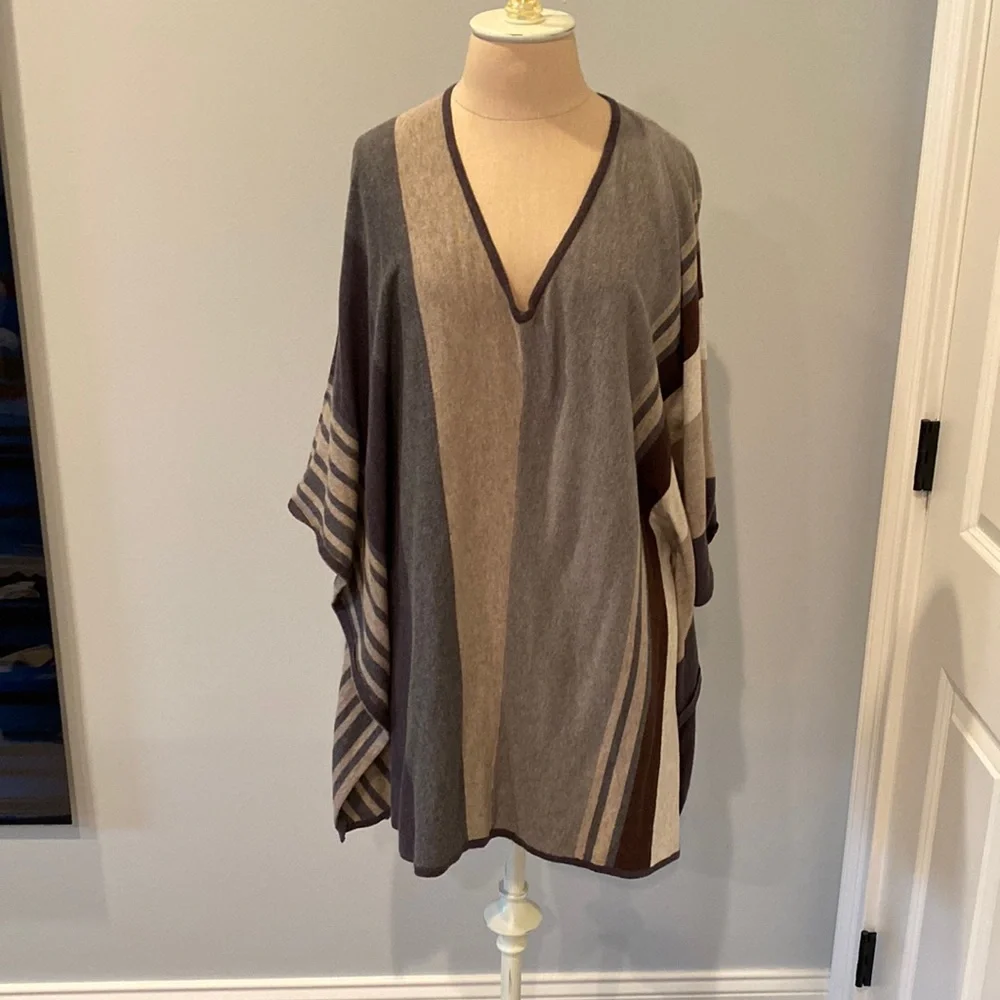 Tunic - Picture 1 of 7
